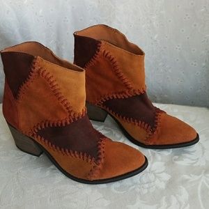 MUSSE & CLOUD LEATHER WOMEN'S BOOTIES, SZ.10!!!